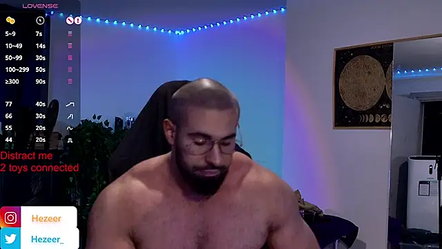Show modela Musculus6 na web-kameri