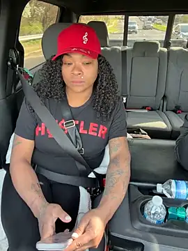 HaloRodeoLover2: διαδικτυακό σόου στην κάμερα