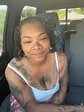 HaloRodeoLover2 Adlı Modelin Web Kamerası Şovu