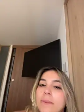 oriana_zoeeeのウェブカメラショー