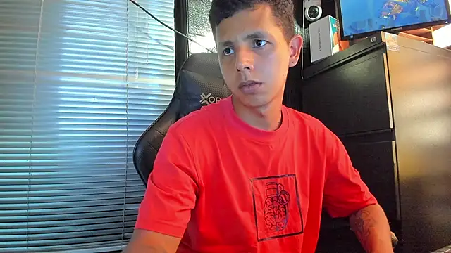 boy_bigcock24cm's Live XXX Chat