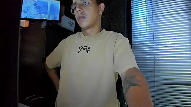 Živý XXX chat boy_bigcock24cm