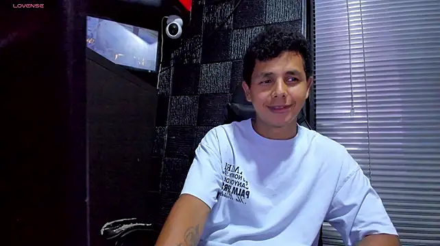 g_lincoln Pertunjukan Webcam