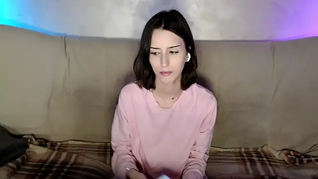 -Yummybabes- webcam show