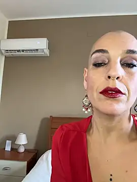 emprexkala Show in webcam