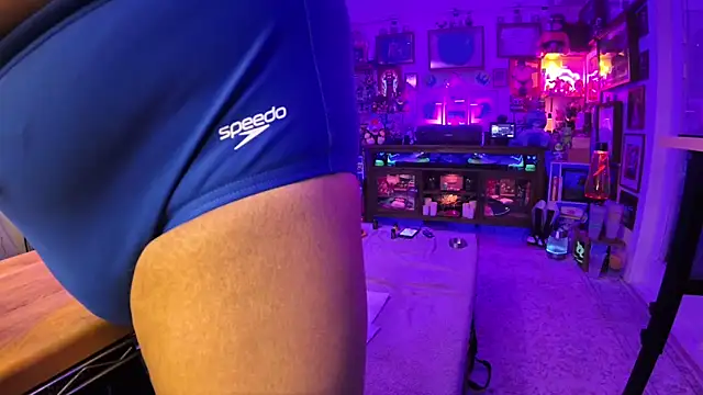 عرض كام Briefs_bud