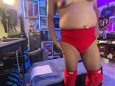 Briefs_bud Webcam Show
