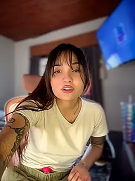 LunaXuan's Webcam Show