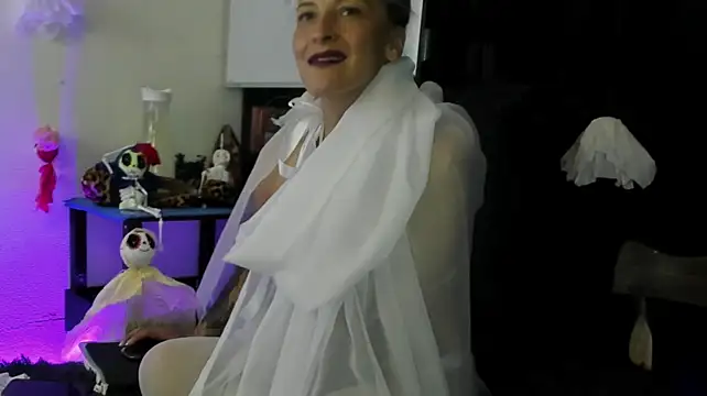 FEM-FINDOMKATT Webcamshow