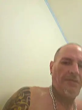הופעת וובקאם של smoke777999