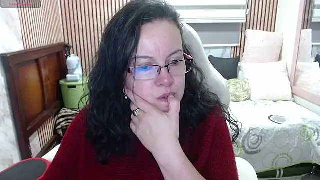 Sonialorens_ Live XXX Chat