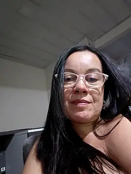 Sonialorens_ Chat XXX in diretta