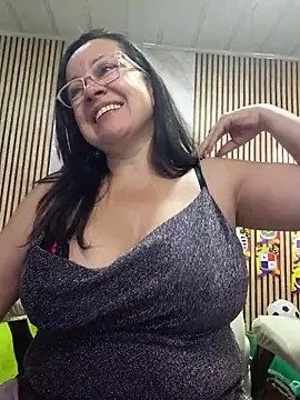 Sonialorens_ Adlı Modelin Canlı XXX Sohbeti