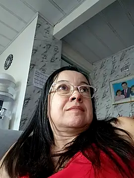 Chatroom XXX en direct de Sonialorens_
