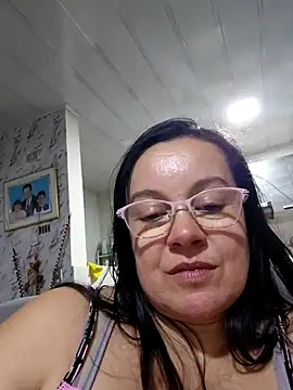 Sonialorens_ লাইভ XXX চ্যাট