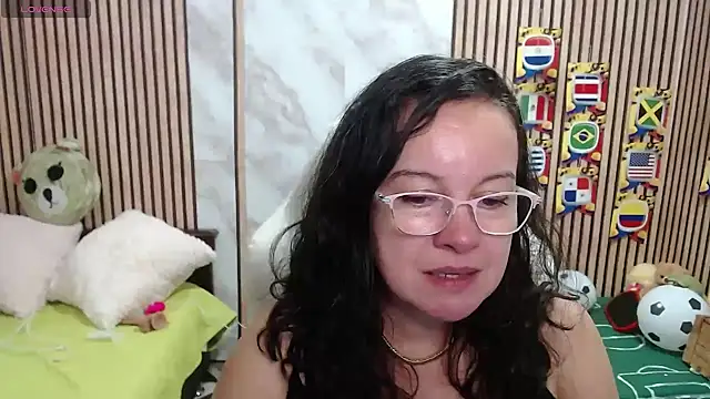 Živý XXX chat Sonialorens_