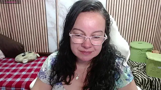 Sonialorens_'s Live XXX Chat