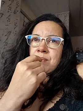 צ'אט XXX בשידור חי של Sonialorens_