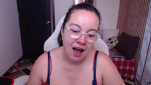 Živý XXX chat Sonialorens_