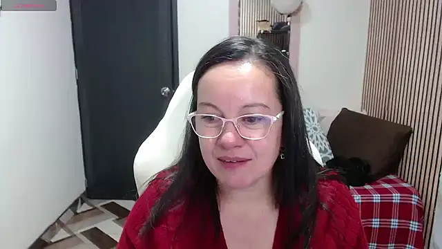 Sonialorens_ Chat XXX in diretta