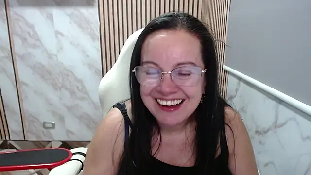 Chat XXX en directo de Sonialorens_