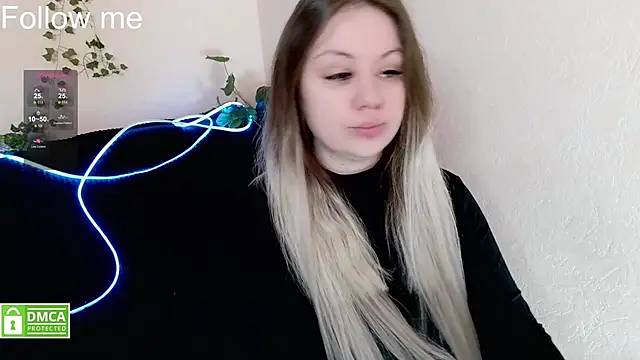 Chat soba uživo modela elven_dreams_