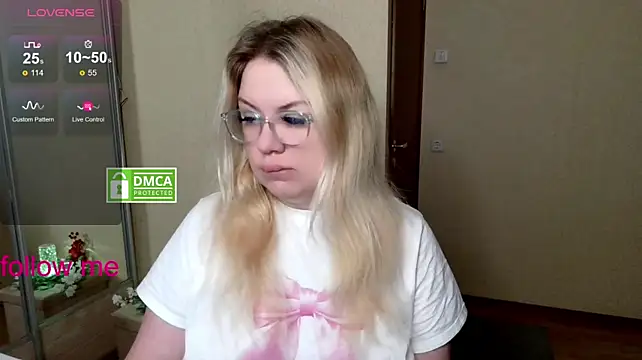 elven_dreams_'s Webcam Show