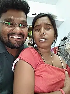 Show modela BabuCouple na web-kameri