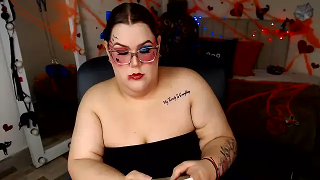 GiannaMorrys' Live XXX Chat