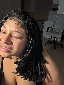 SashaLiciosa_ Show in webcam