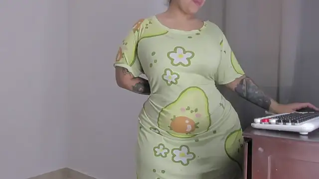 Chat +18 de Emma_lean ao vivo