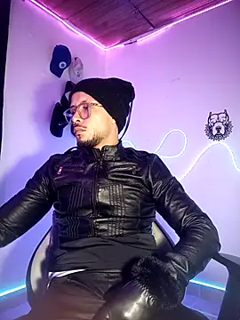 sebastian_horny 웹캠 쇼