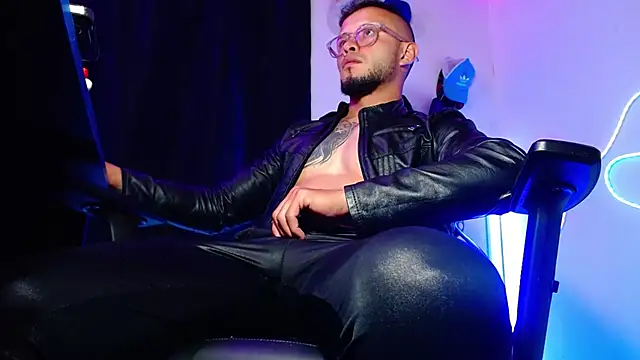 sebastian_horny 在線直播表演