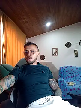 sebastian_horny Show Webcam