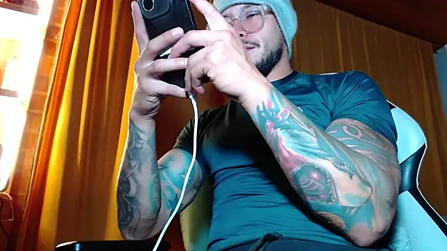 sebastian_horny Adlı Modelin Web Kamerası Şovu