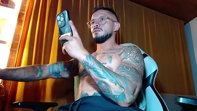 sebastian_horny Webcam show