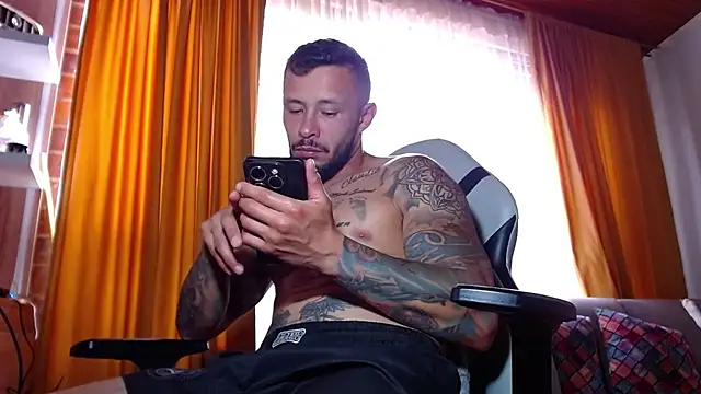 sebastian_horny webcam show