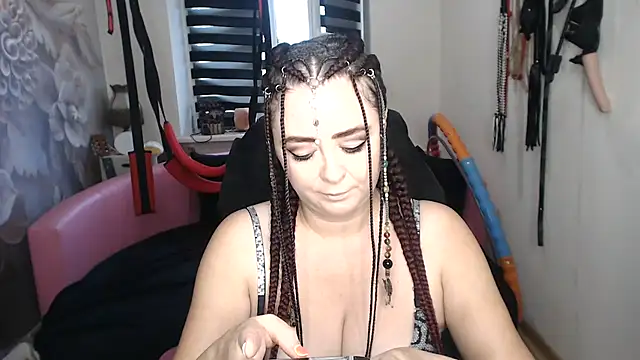 MISSgoddessMARIA Chat XXX in diretta