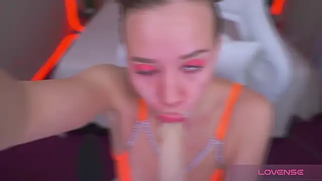 Sexy_Ira's Webcam Show