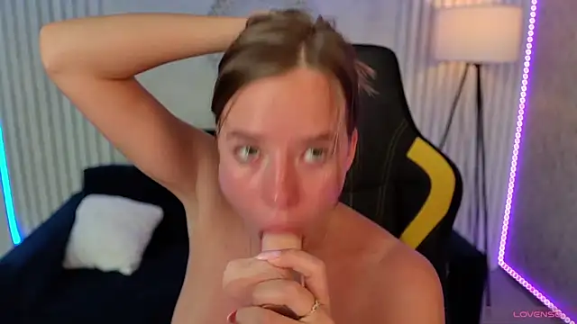 Sexy_Ira's Webcam Show