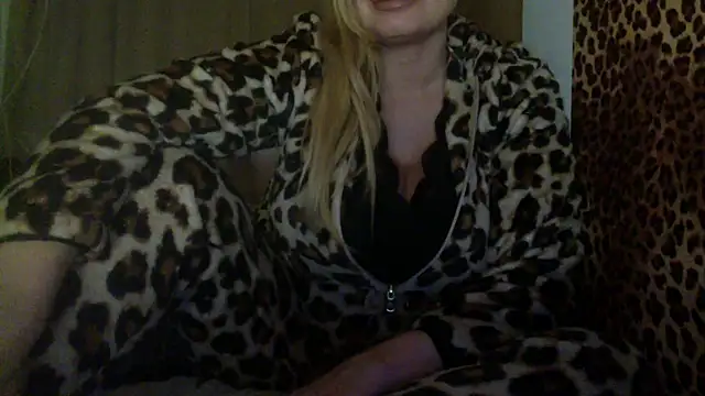 DivaVonTease Webcam Show