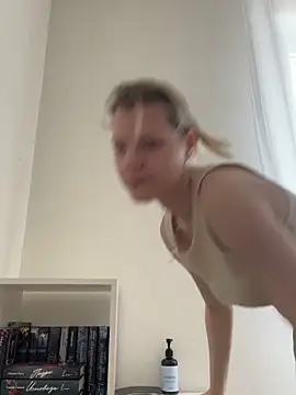 MaryHiggins 라이브 XXX 채팅