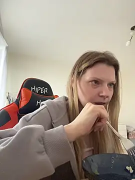 Chat XXX ao vivo de MaryHiggins