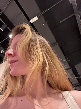 MaryHiggins Live XXX-Chat