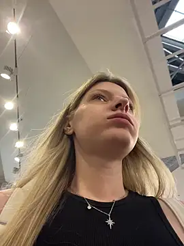 MaryHiggins Live XXX-chat