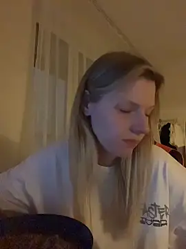 MaryHiggins XXX чат на живо