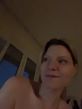 MaryHiggins' Live XXX Chat