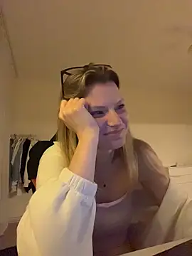 Živý XXX chat MaryHiggins