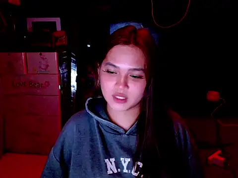 Lianneeeeee1のウェブカメラショー