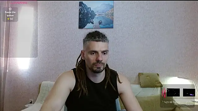 Aestheticguy101 Show in webcam